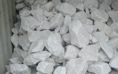 white-calcium-carbonate-chips-500x500